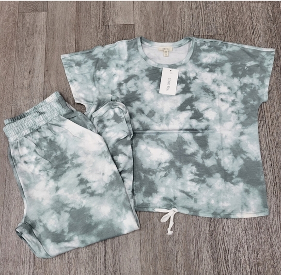 NWT Como Blu 2 PC Short Sleeve Top/Jogger Set Size 2X Green Camo - Picture 1 of 3
